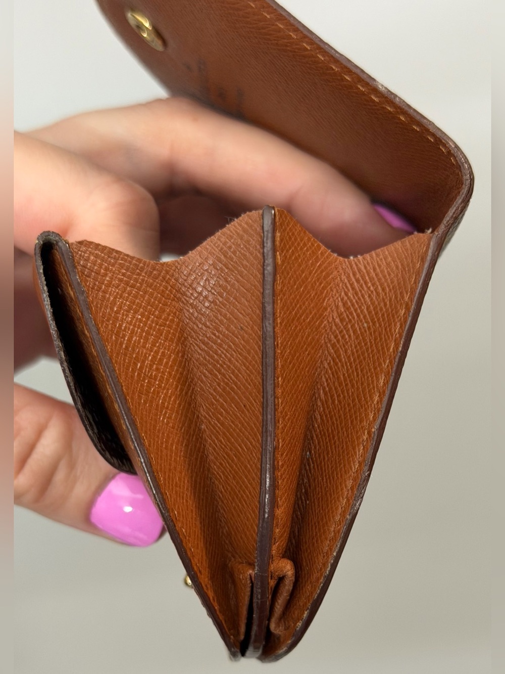 Louis Vuitton Monogram Porte-Monnaie Gousset coin purse - Picture 7 of 15
